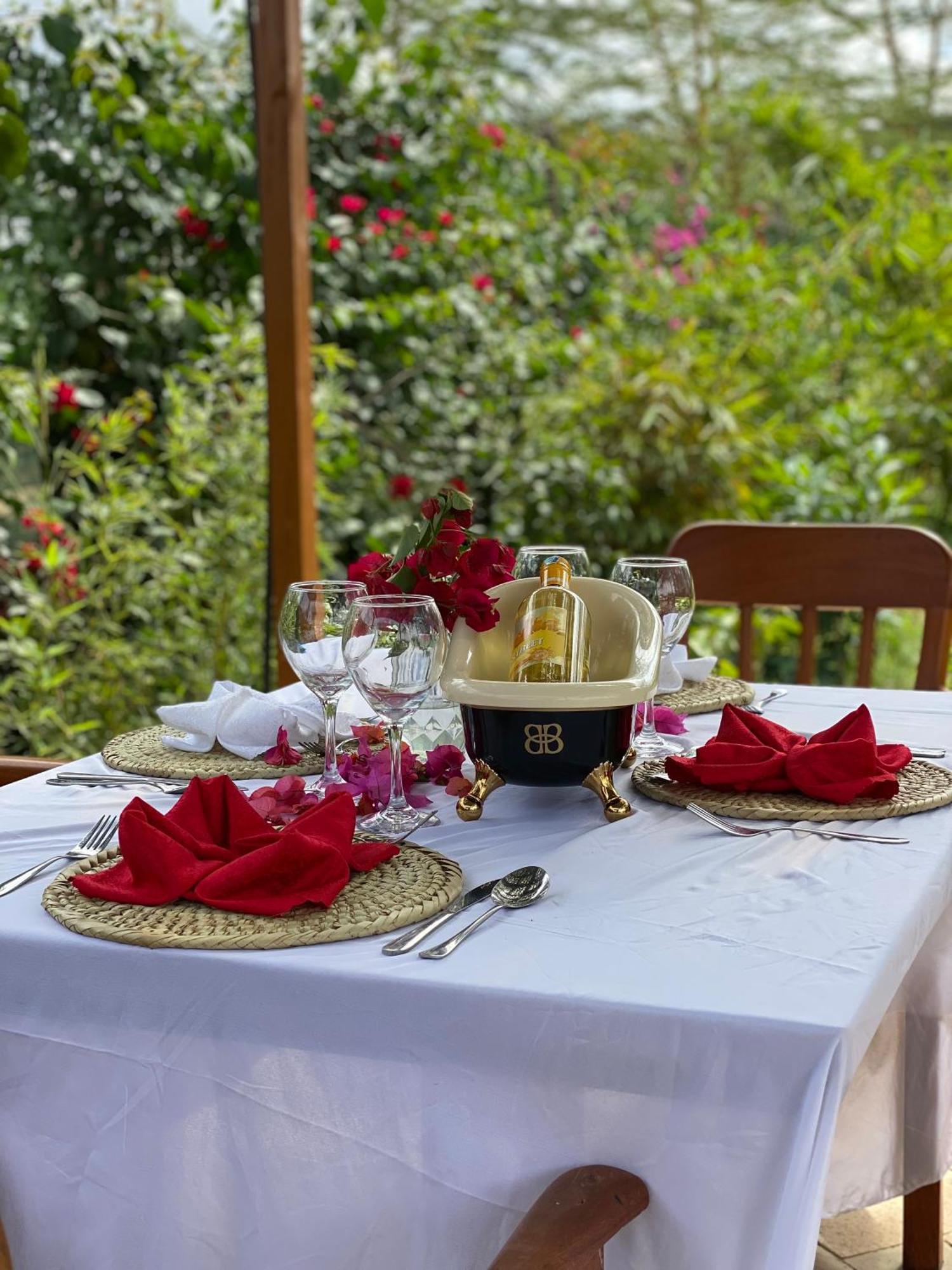 Lake Elementaita Manor Gilgil Bagian luar foto